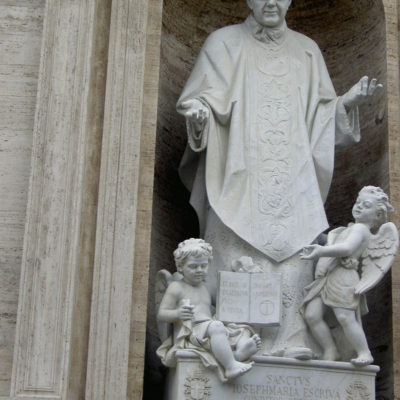 A statute of one of the Popes
