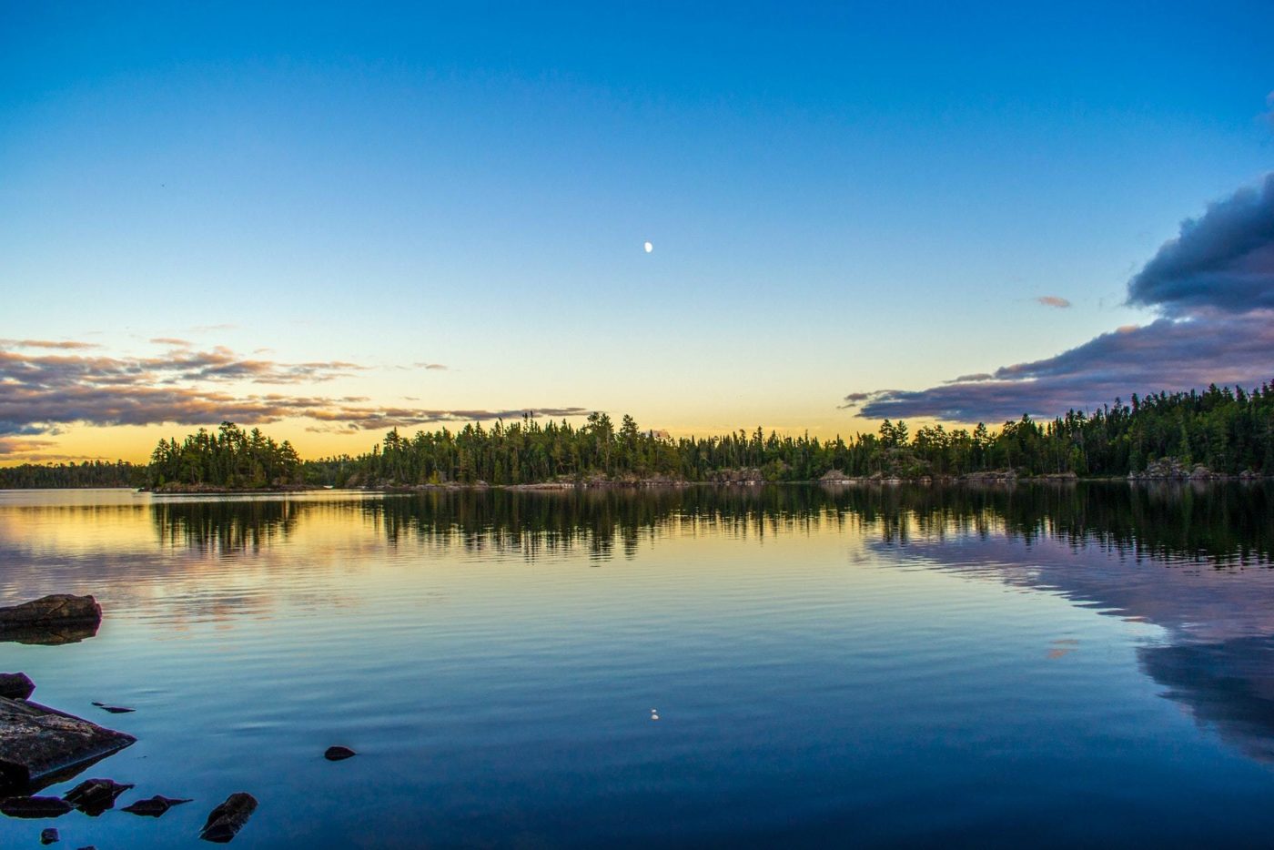Canada Atikokan View of lake at sunset Credit Justin Anderson Pexels